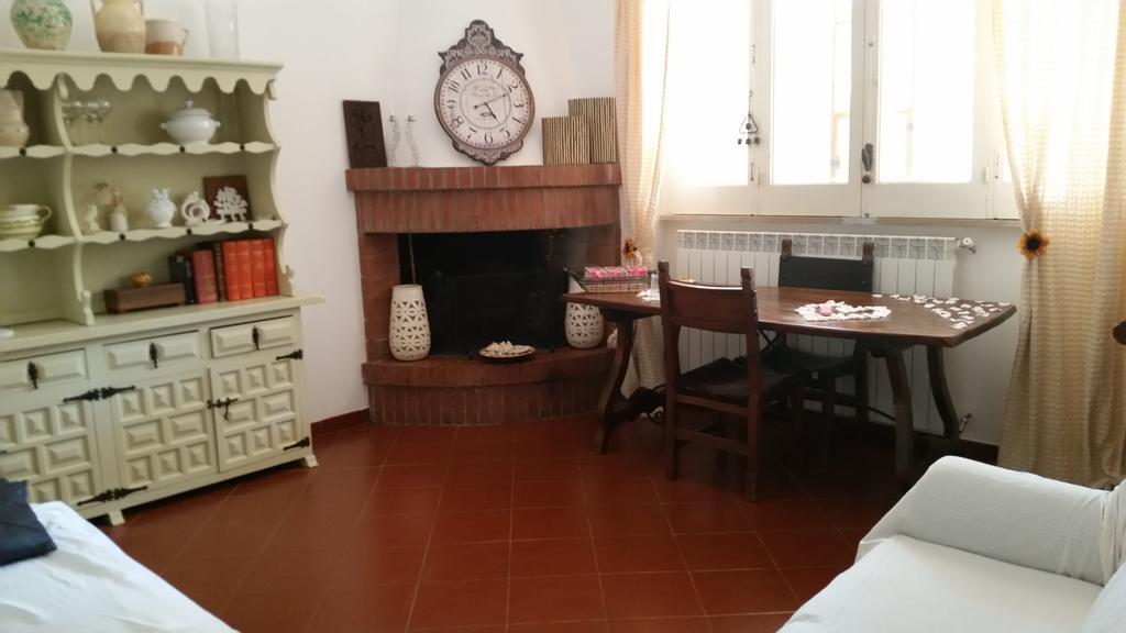 Villa Massa Piscina 폴리나노 아마레 외부 사진